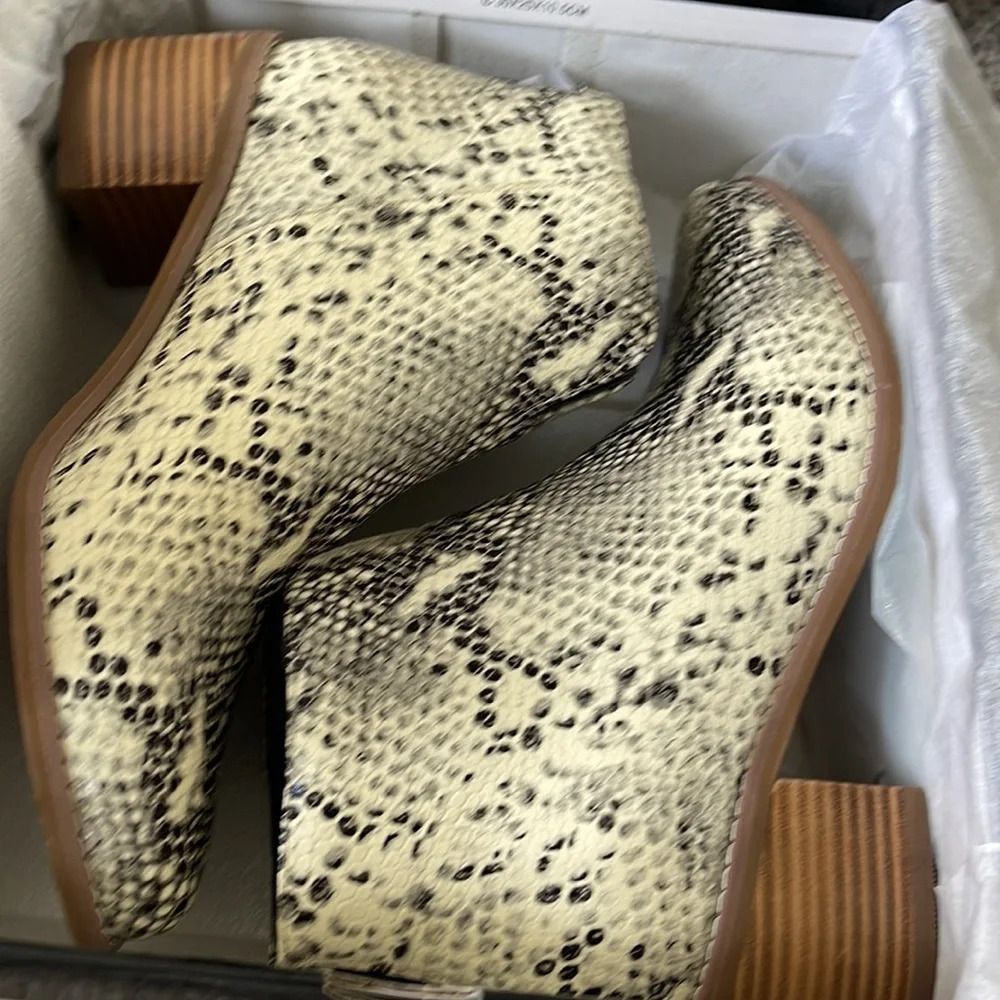 Snake skin leather boots size 7.5 & 8 waterproof - Picture 6 of 6
